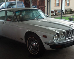 Jaguar XJ12